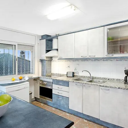 Sleeps 14 빌라 료렛 드 마르